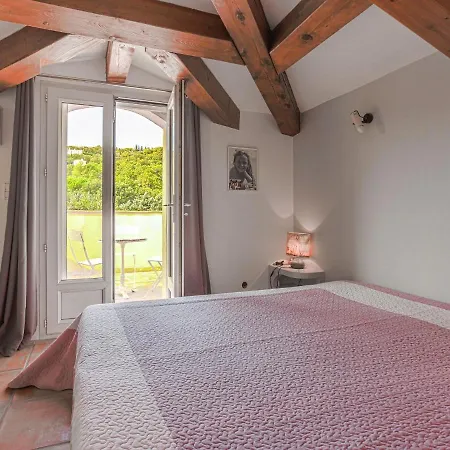 Luxurious Holiday In Maxime With Jacuzzi *