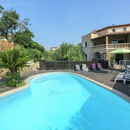 Luxurious Holiday In Maxime With Jacuzzi